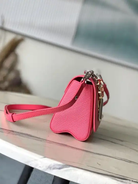 WIS LOUIS TWIST VUITTON PM-19*15*9CM 0703